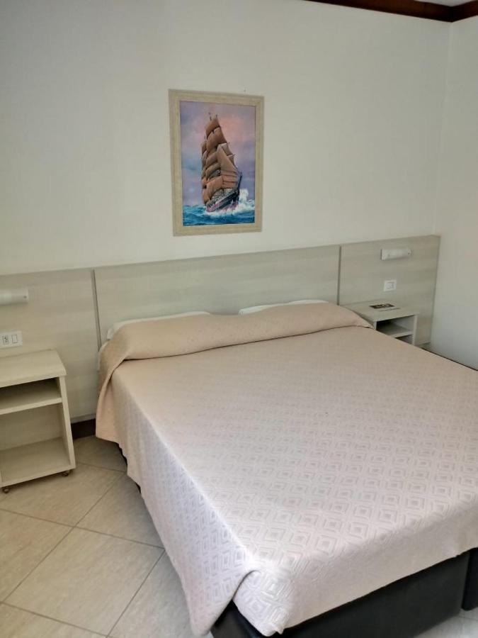 Pousada Solar Inn ตอร์เฮส ภายนอก รูปภาพ